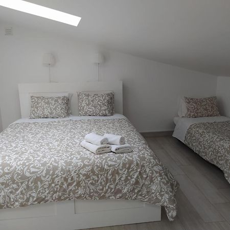Isaura Home Peniche Ruang foto